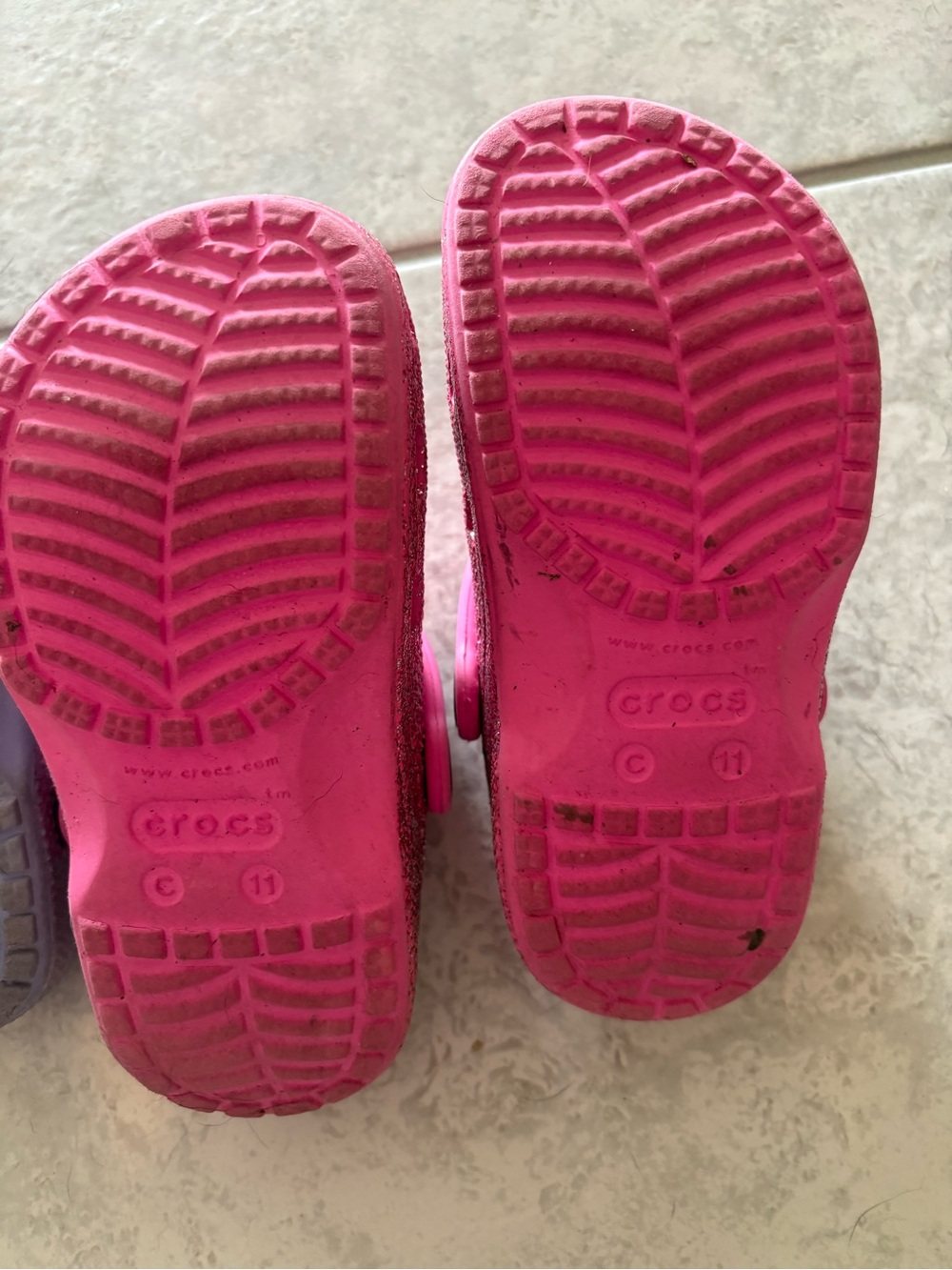 CROCS Kids Glitter Clog in Hot Pink - Picture 3 of 3